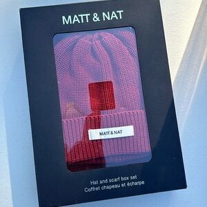 Red Hat and scarf set - NWT - Matt & Nat